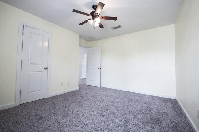 Building Photo - 5526 Snapdragon Meadow Ln