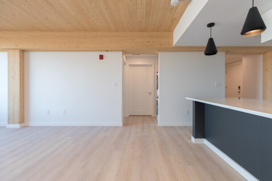 Building Photo - 29 Lenox St