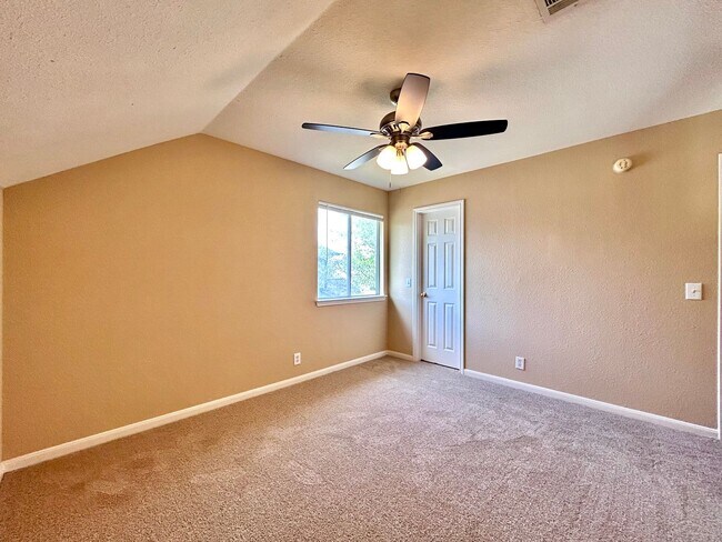 Building Photo - 1601 Waterfall Ave