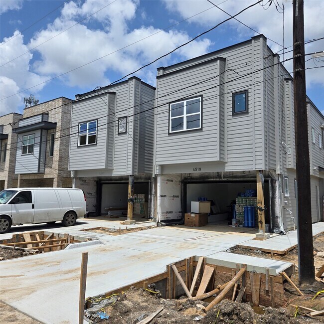 Building Photo - 4519 Teton St