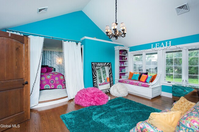 Building Photo - 106 Greenfield Ave