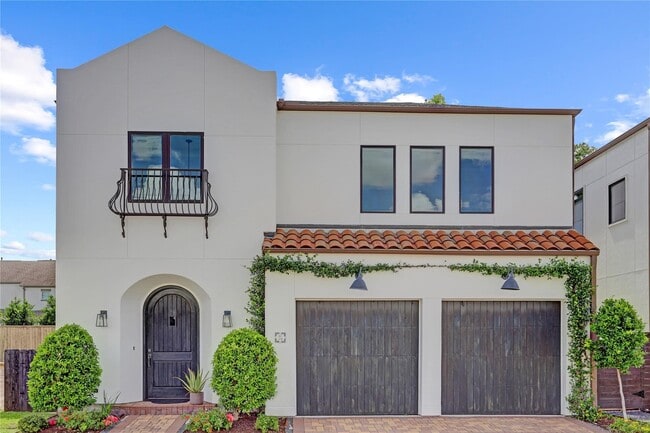 Primary Photo - 1715 Maravilla Dr