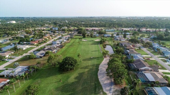 Building Photo - 4 White Marsh Ln