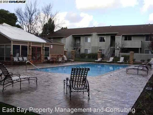 Building Photo - 2 br, 1 bath House - 4513 Via La Paz