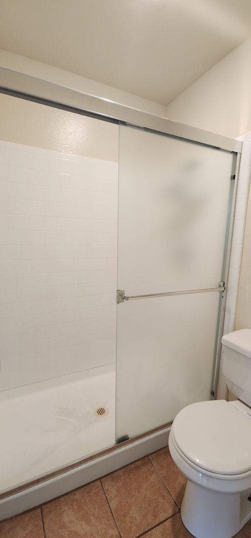 Building Photo - North Camino Alto - 255