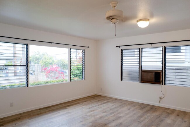 Building Photo - 1508 Farrington St