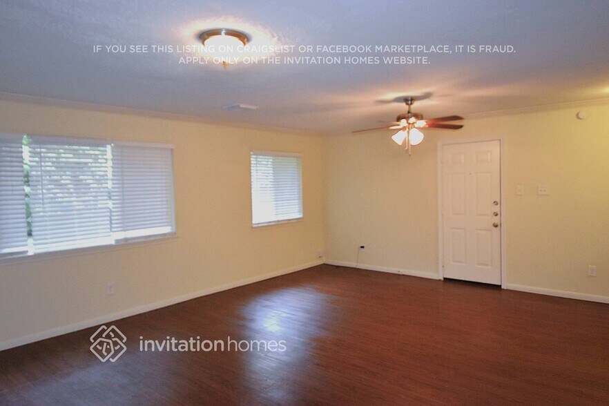 Building Photo - 4311 Saratoga Dr