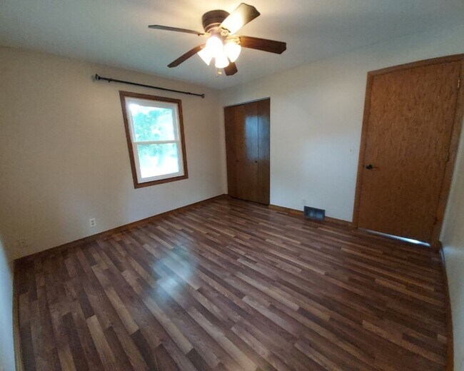 Building Photo - Charming 3-Bedroom Home Near Downtown Stillwater!