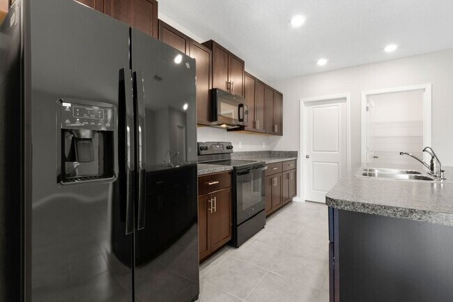 Building Photo - LIKE NEW 5 Bedroom Home for Rent in Shell Cove!