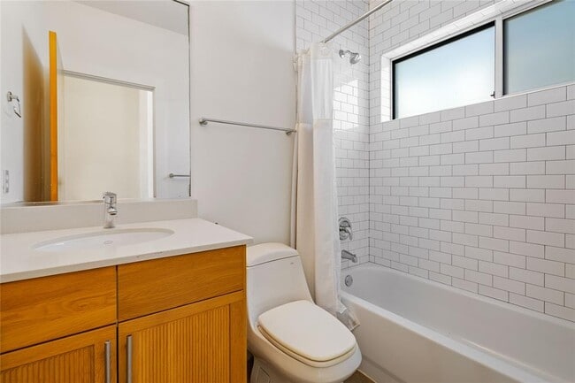 Building Photo - 5334 Sendero Hills Pkwy