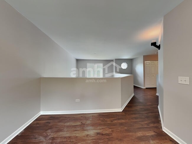 Building Photo - 8601 Sycamore Ct