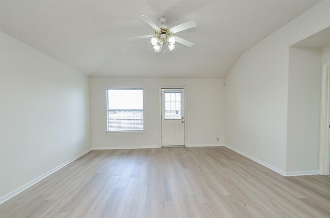 Building Photo - 21123 Bear Tree Trail