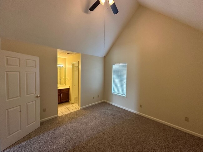 Building Photo - 3 Bedroom, 2 Full Baths in Horn Lake, Wellington Square Subdivision