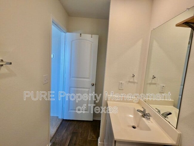 Building Photo - 13525 Open Wagon Trl