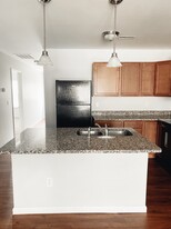 Building Photo - 332 Flat Cove Rd