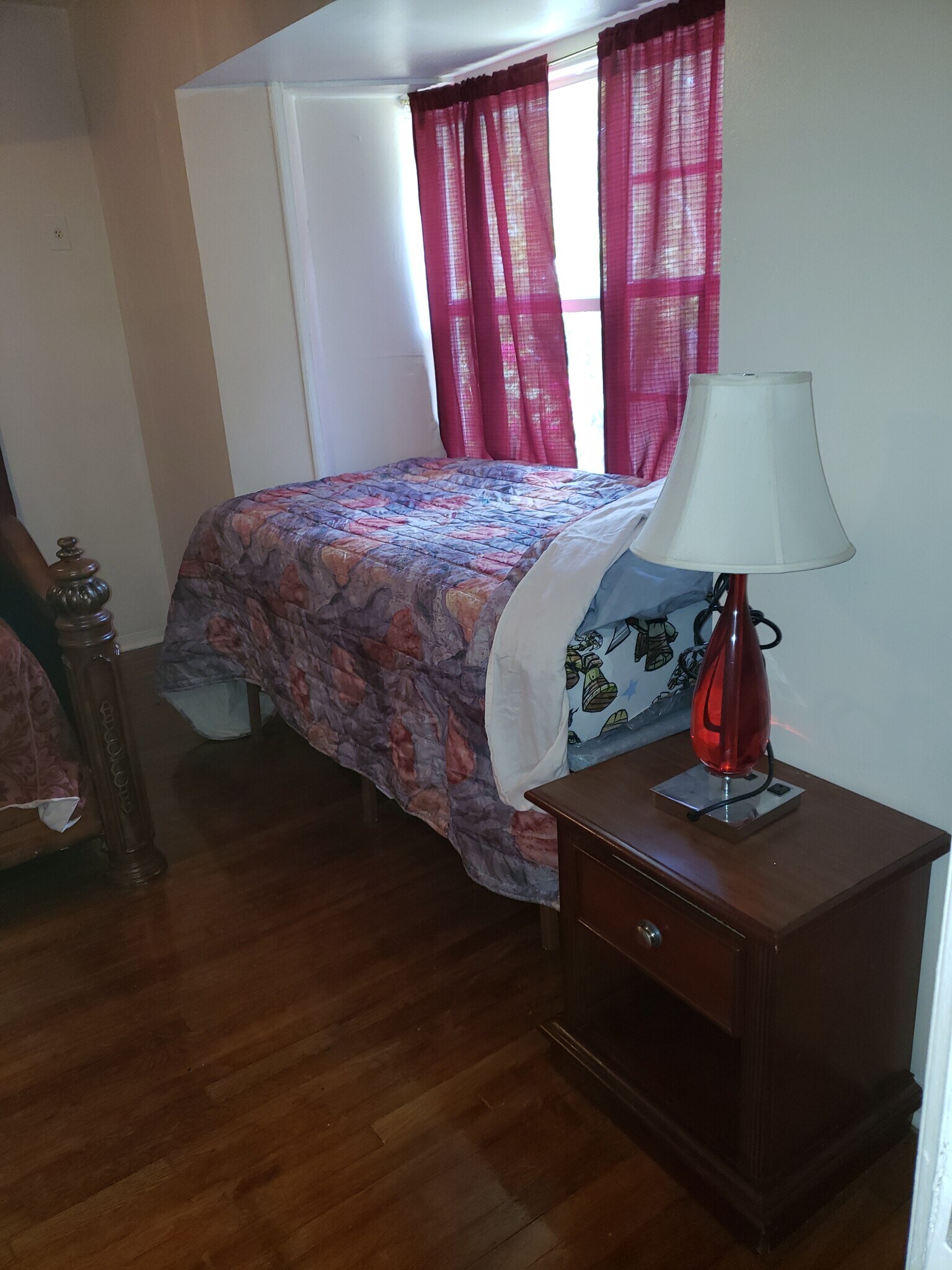 Building Photo - 1922 Jefferson St