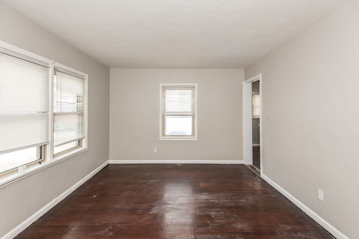 Building Photo - 320 Millman Dr