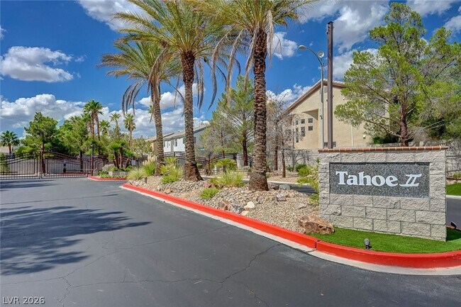 Building Photo - 4344 Tall Tree St