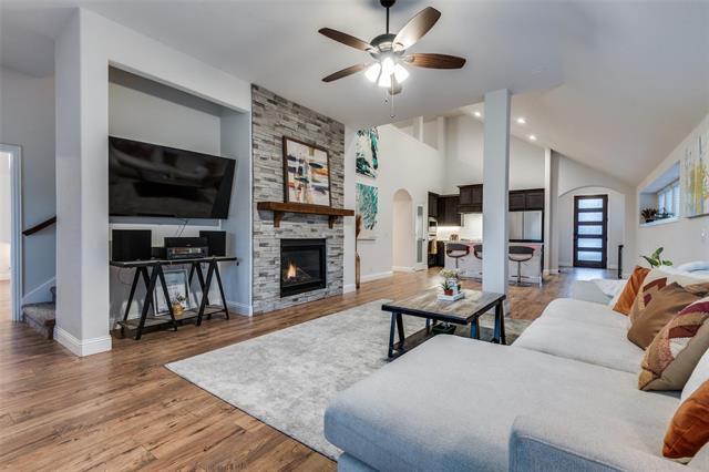 Building Photo - 8809 Conroe Dr