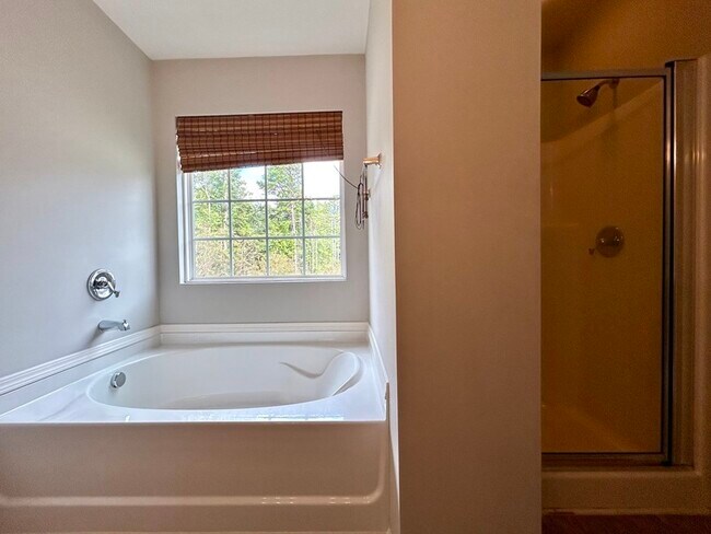 Building Photo - 5915 Parkstone Drive