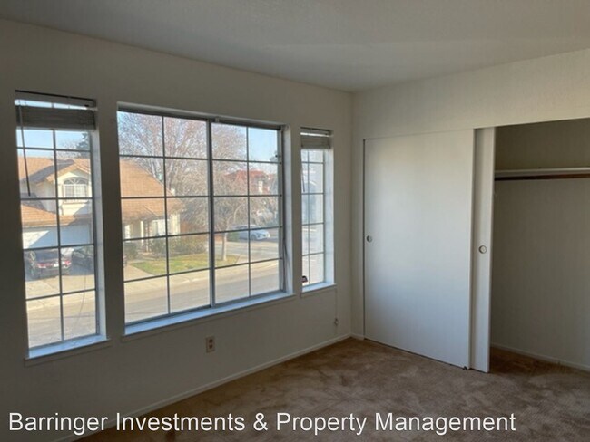 Building Photo - 4 br, 3 bath House - 1940 Cactus Street