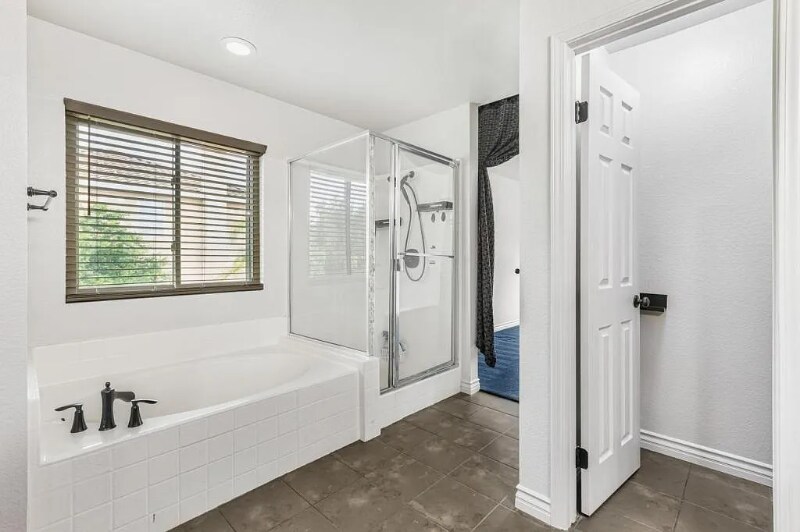 Building Photo - 5539 Nanday Ct