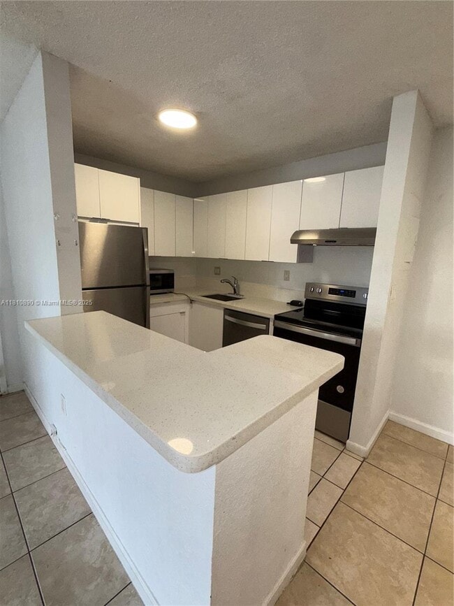 Building Photo - 15600 SW 80th St