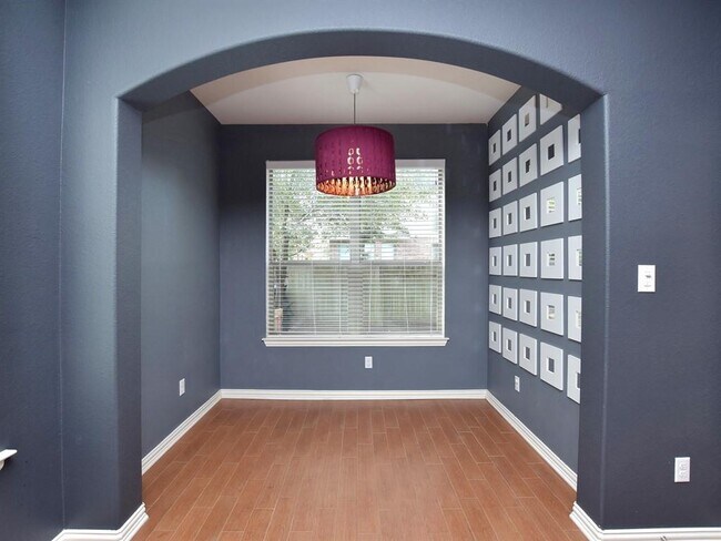 Building Photo - 12522 Enchanted Forest Dr