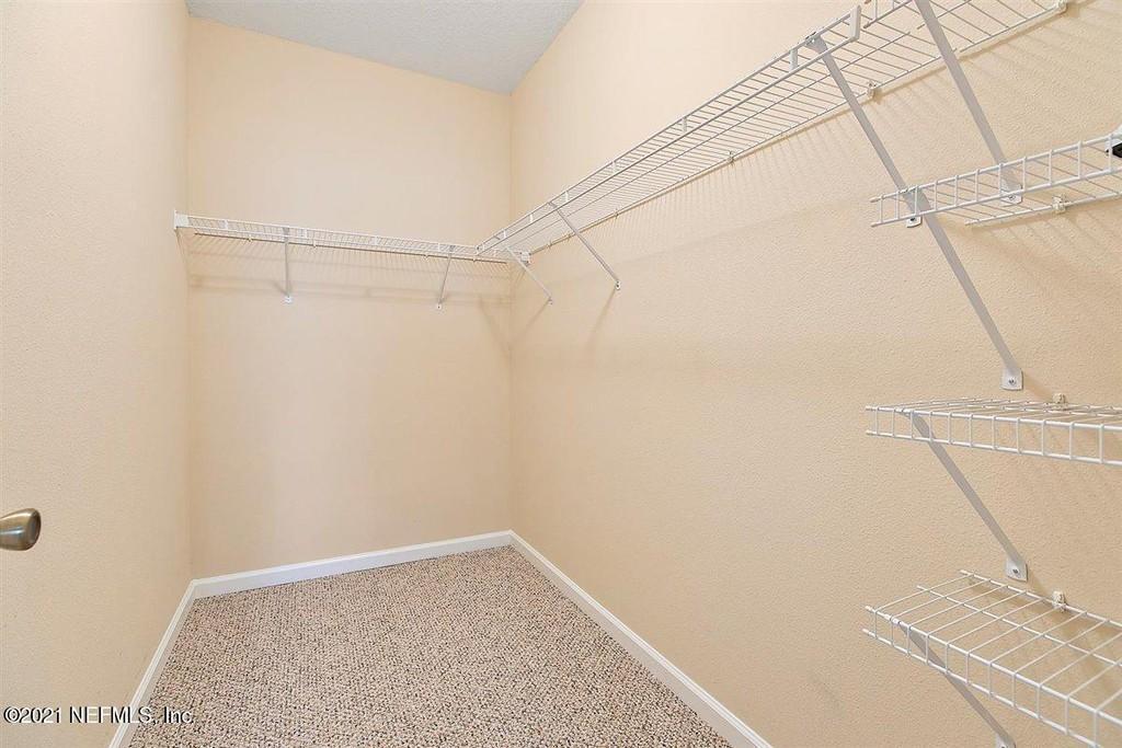 MBR Walk-in Closet - 575 Oakleaf Plantation Pkwy