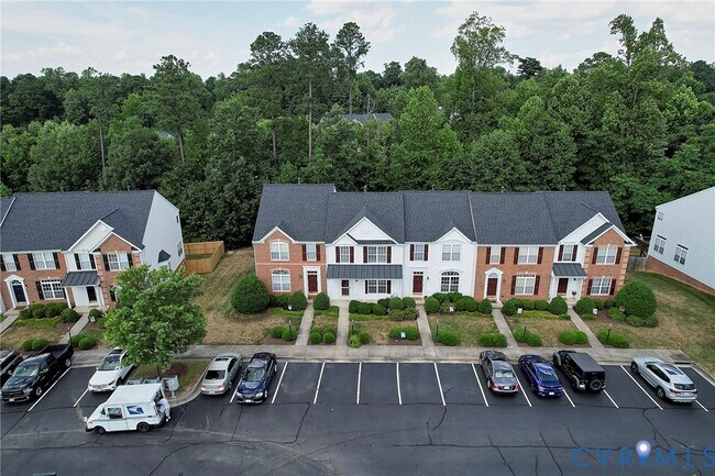 Building Photo - 315 Kingscote Ln