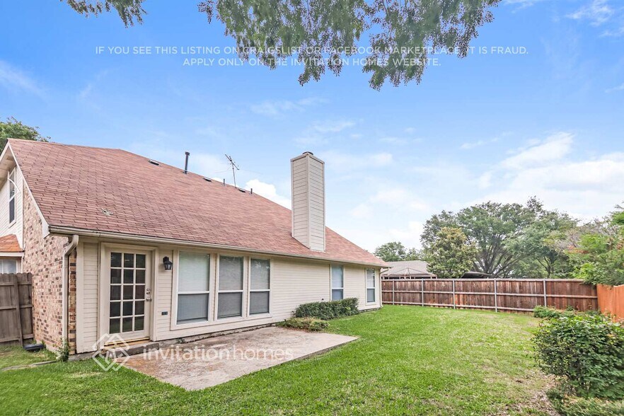 Building Photo - 7714 Straits Dr