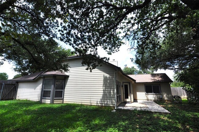 Building Photo - 602 Timbergrove Ct