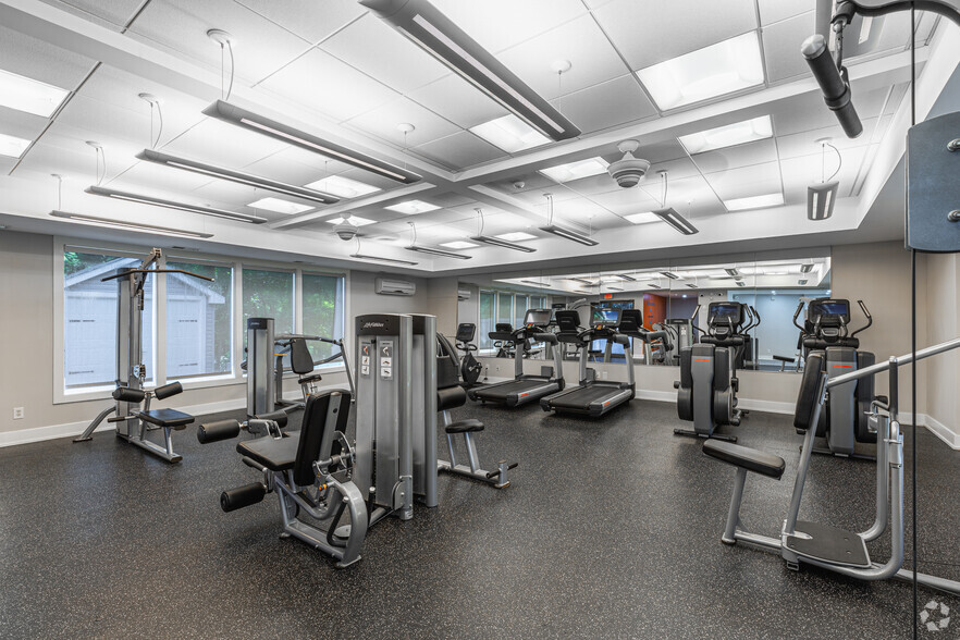 Fitness Center - Buckingham Place