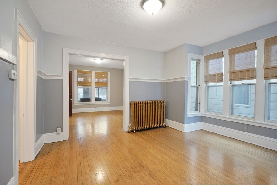 Dining room. - 3032 grand ave