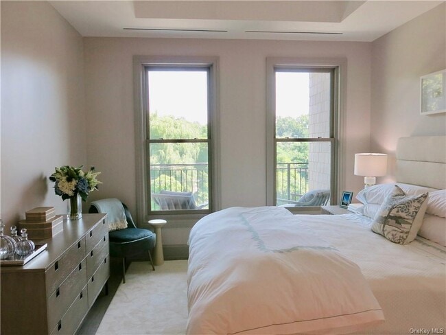 Building Photo - 120 Old Post Rd