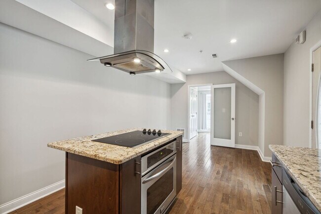 Building Photo - 764 S 23rd St