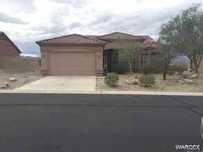 Building Photo - 913 Waterford Dr