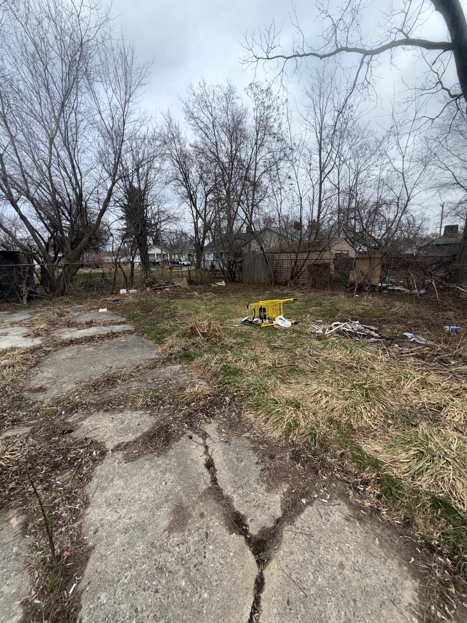 Building Photo - 1218 Pinehurst Ave