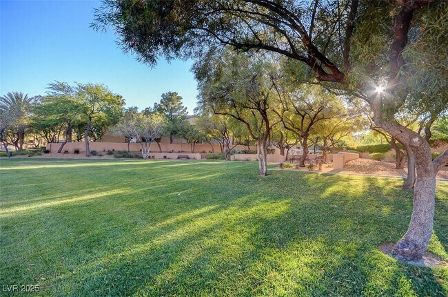 Building Photo - 8733 Red Brook Dr