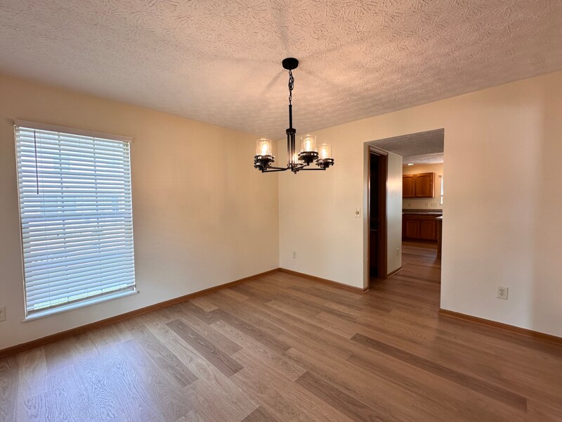Building Photo - 1553 Grove Hill Dr