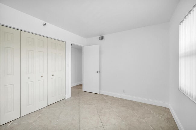 Building Photo - 9235 SW 8th St