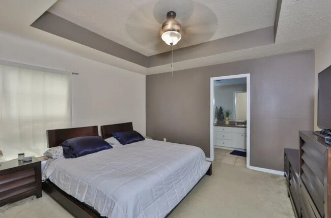 Building Photo - 16221 Bridgewalk Dr
