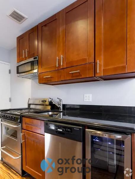 Building Photo - 0 bedroom in NEW YORK NY 10003