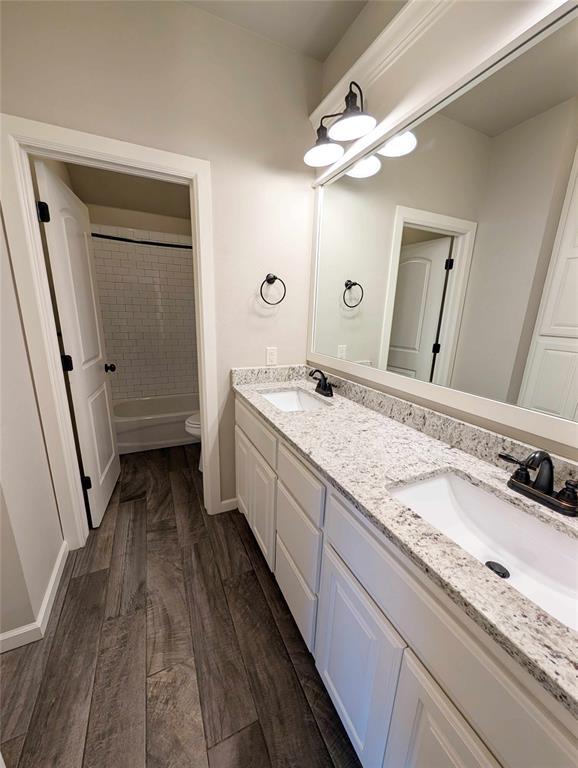 Building Photo - 17428 Locust Grove Ln