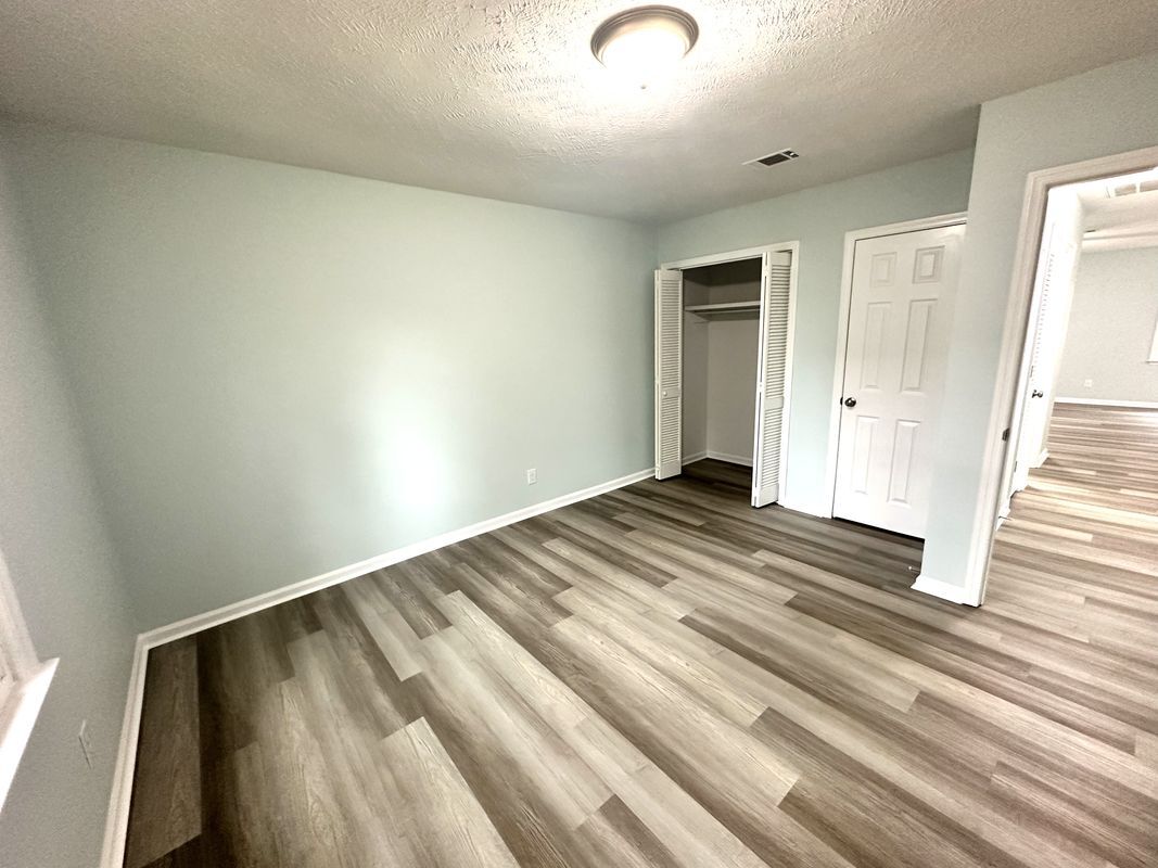 Building Photo - 4220 Mica Ave