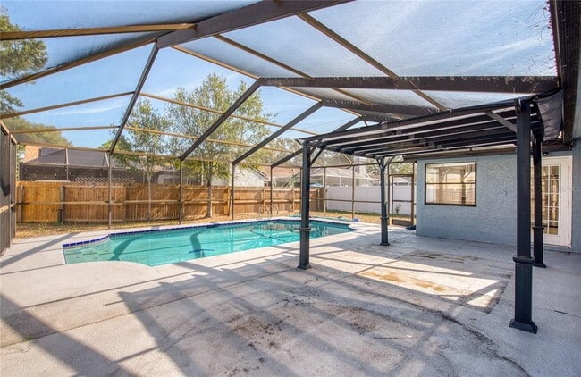 Building Photo - 1925 Brookstone Way