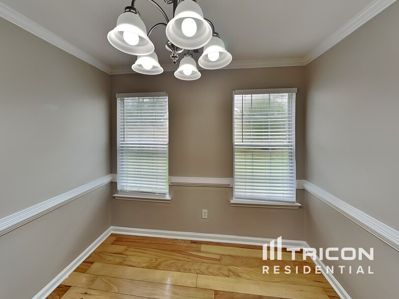 Building Photo - 708 Percevil Point