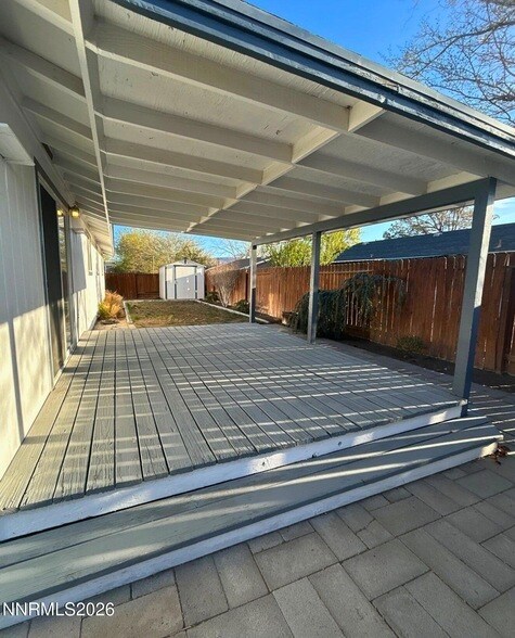 Building Photo - 415 Sycamore St