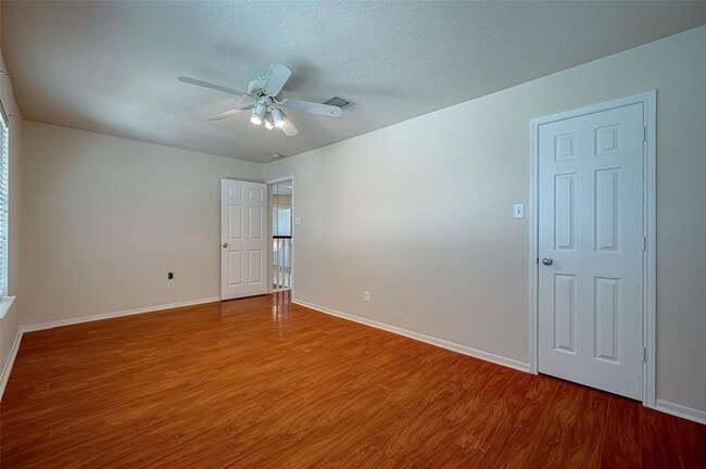 Building Photo - 2907 Little Branch Ct