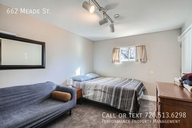 Building Photo - Charming 2BR fully furnished a few miles f...